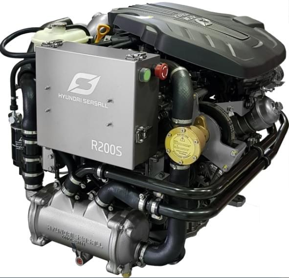 Hyundai Seasall R200S 197hp Marine Diesel Engine